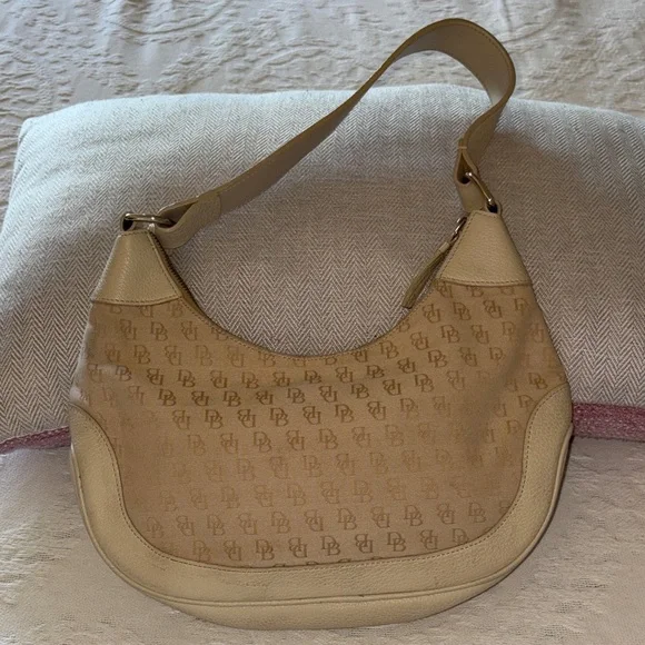 Vintage Dooney & Bourke Cream Hobo Monogram Shoulder Bag Gently Loved 90’s